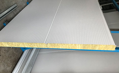 如何正確安裝巖棉夾芯板以確保保溫效果？